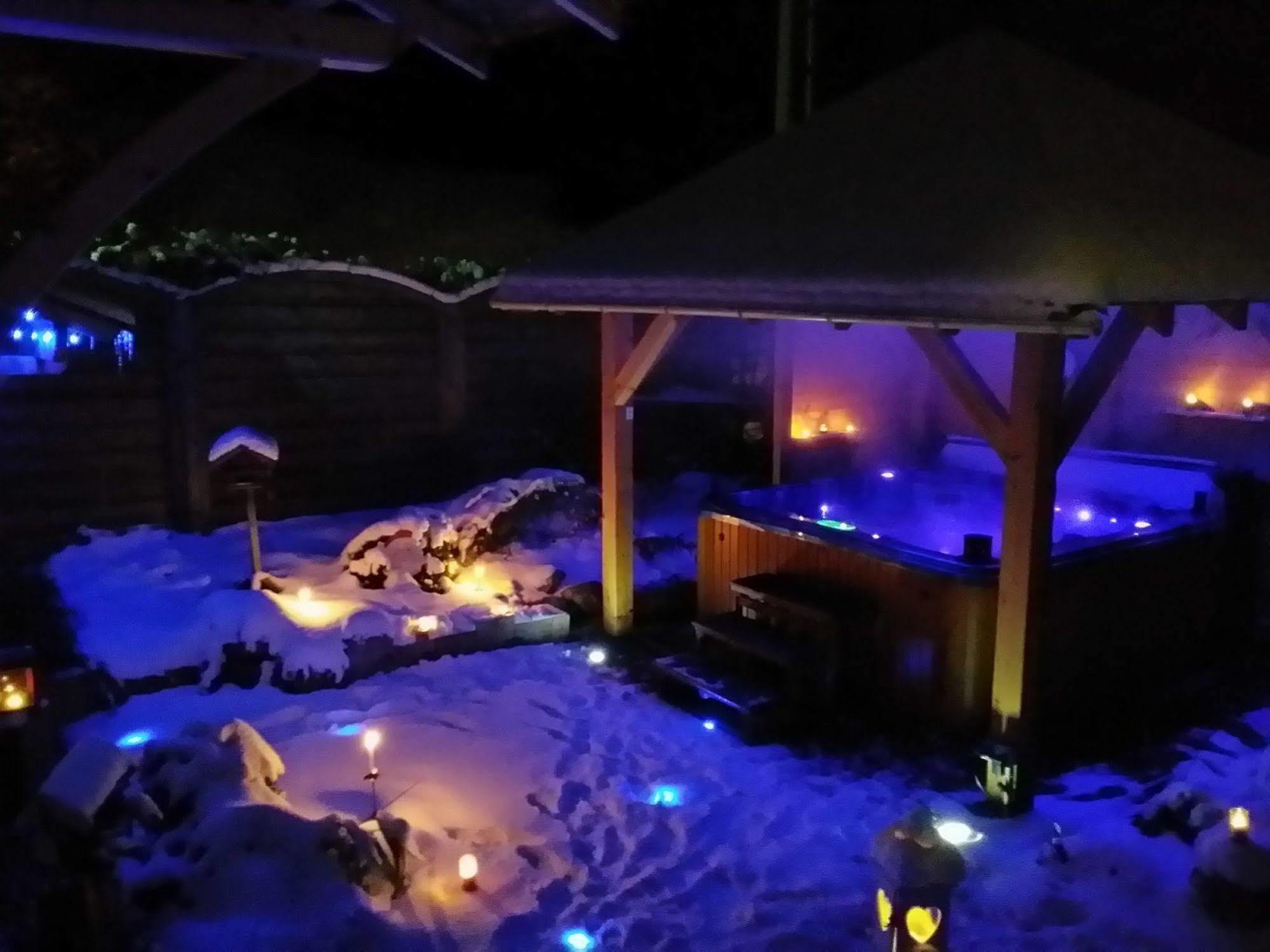 Maison La Deviniere - Sauna Et Spa Compris Accessibles Toute L'Annee Ксонрю-Лонжмер Екстер'єр фото